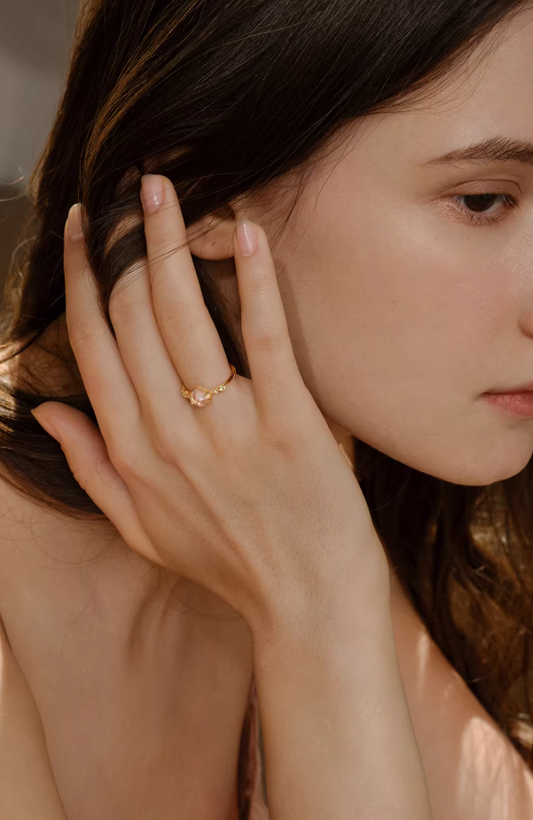 Aurora Rose Quartz Star Ring